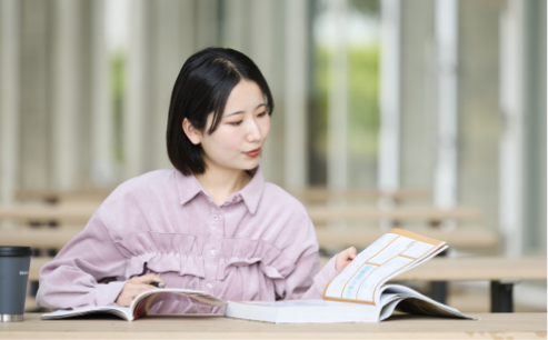 多くの人に支えられた就職活動。次は私が誰かの力になりたい。